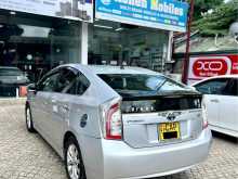 https://riyasewana.com/uploads/toyota-prius-321291822393.jpg