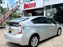 https://riyasewana.com/uploads/toyota-prius-321291822652.jpg