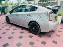 Toyota Prius 2012 Car