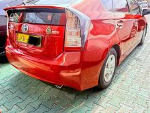 https://riyasewana.com/uploads/toyota-prius-3rd-1113002624462.jpg
