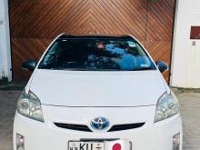 Toyota Prius 3rd 2011 Car