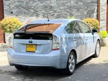 Toyota Prius 3rd Gen 2011 Car