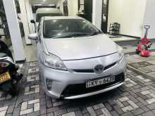 Toyota Prius 3rd Gen 2012 Car