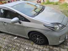 https://riyasewana.com/uploads/toyota-prius-3rd-14173109916.jpg