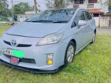 Toyota PRIUS 3rd Generation 2011 Car