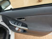 https://riyasewana.com/uploads/toyota-prius-3rd-169571917435.jpg