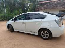 https://riyasewana.com/uploads/toyota-prius-3rd-2009-610471412062.jpg