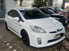 https://riyasewana.com/uploads/toyota-prius-3rd-2010-210374712383.jpg