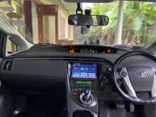 https://riyasewana.com/uploads/toyota-prius-3rd-2010-220072712332.jpg