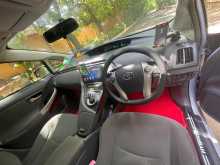 https://riyasewana.com/uploads/toyota-prius-3rd-2010-814205612313.jpg