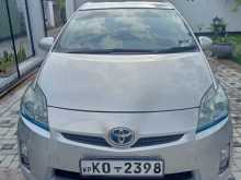 Toyota Prius 3rd 2011 Car