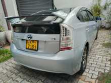 https://riyasewana.com/uploads/toyota-prius-3rd-2011-2613321912454.jpg