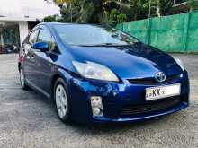 Toyota Prius 3rd 2012 Car