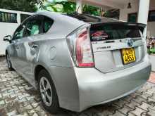 https://riyasewana.com/uploads/toyota-prius-3rd-2013-1022041412073.jpg