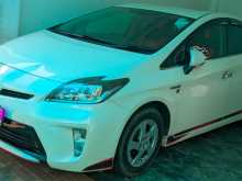 Toyota Prius 3rd Generation 2013 Car