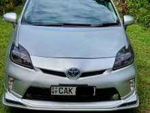 Toyota Prius 3rd Generation 2013 Car