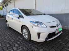 Toyota PRIUS 3rd Generation 2014 Car