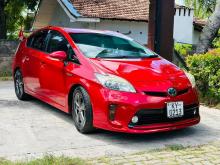 Toyota Prius 3rd 2012 Car