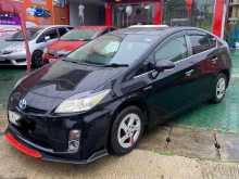 https://riyasewana.com/uploads/toyota-prius-3rd-2510434922062.jpg