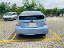 https://riyasewana.com/uploads/toyota-prius-3rd-2591823323.jpg
