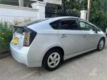 https://riyasewana.com/uploads/toyota-prius-3rd-26132513402.jpg