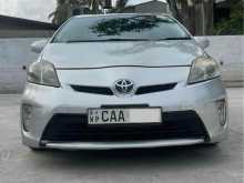 https://riyasewana.com/uploads/toyota-prius-3rd-2917142422982.jpg