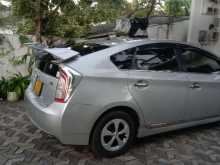 https://riyasewana.com/uploads/toyota-prius-3rd-4554104733.jpg