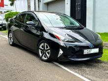 https://riyasewana.com/uploads/toyota-prius-4-2721232617045.jpg