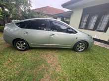https://riyasewana.com/uploads/toyota-prius-4173754372.jpg