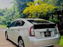 https://riyasewana.com/uploads/toyota-prius-418494222762.jpg