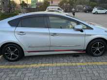 https://riyasewana.com/uploads/toyota-prius-421173522302.jpg