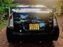 https://riyasewana.com/uploads/toyota-prius-421503122323.jpg