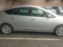 https://riyasewana.com/uploads/toyota-prius-4952516235.jpg