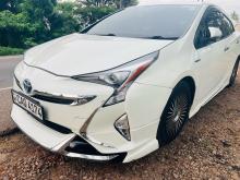 Toyota Prius 4rth 2017 Car