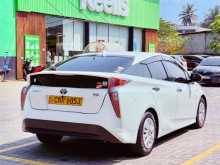 https://riyasewana.com/uploads/toyota-prius-4th-10193736255.jpg