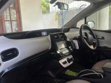 https://riyasewana.com/uploads/toyota-prius-4th-123463224573.jpg