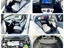 https://riyasewana.com/uploads/toyota-prius-4th-16700386715.jpg