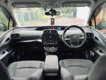 https://riyasewana.com/uploads/toyota-prius-4th-167261417826.jpg
