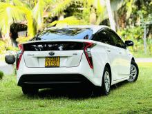 https://riyasewana.com/uploads/toyota-prius-4th-18430117496.jpg