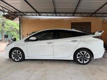 https://riyasewana.com/uploads/toyota-prius-4th-2011452324031.jpg