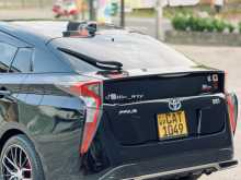 https://riyasewana.com/uploads/toyota-prius-4th-2016-1315441112153.jpg