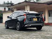 https://riyasewana.com/uploads/toyota-prius-4th-2016-167184112592.jpg