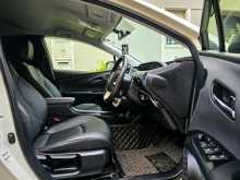 https://riyasewana.com/uploads/toyota-prius-4th-2016-289525812133.jpg