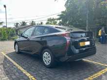 https://riyasewana.com/uploads/toyota-prius-4th-2016-29530512034.jpg