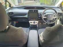 https://riyasewana.com/uploads/toyota-prius-4th-21048434323.jpg