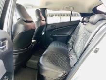 https://riyasewana.com/uploads/toyota-prius-4th-2613461524573.jpg
