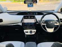 https://riyasewana.com/uploads/toyota-prius-4th-5120444925.jpg