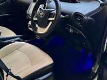 https://riyasewana.com/uploads/toyota-prius-4th-61508104873.jpg