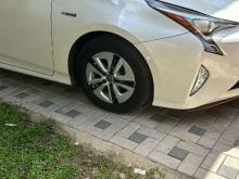 https://riyasewana.com/uploads/toyota-prius-4th-61639486936.jpg