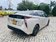https://riyasewana.com/uploads/toyota-prius-4th-913152923002.jpg